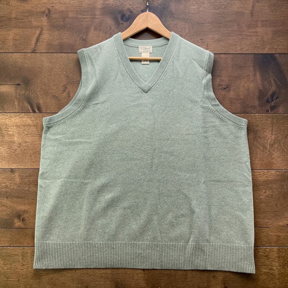 L.L.Bean Classic Lambswool V-Neck Sweater Vest Mens XL Sage Green Heather